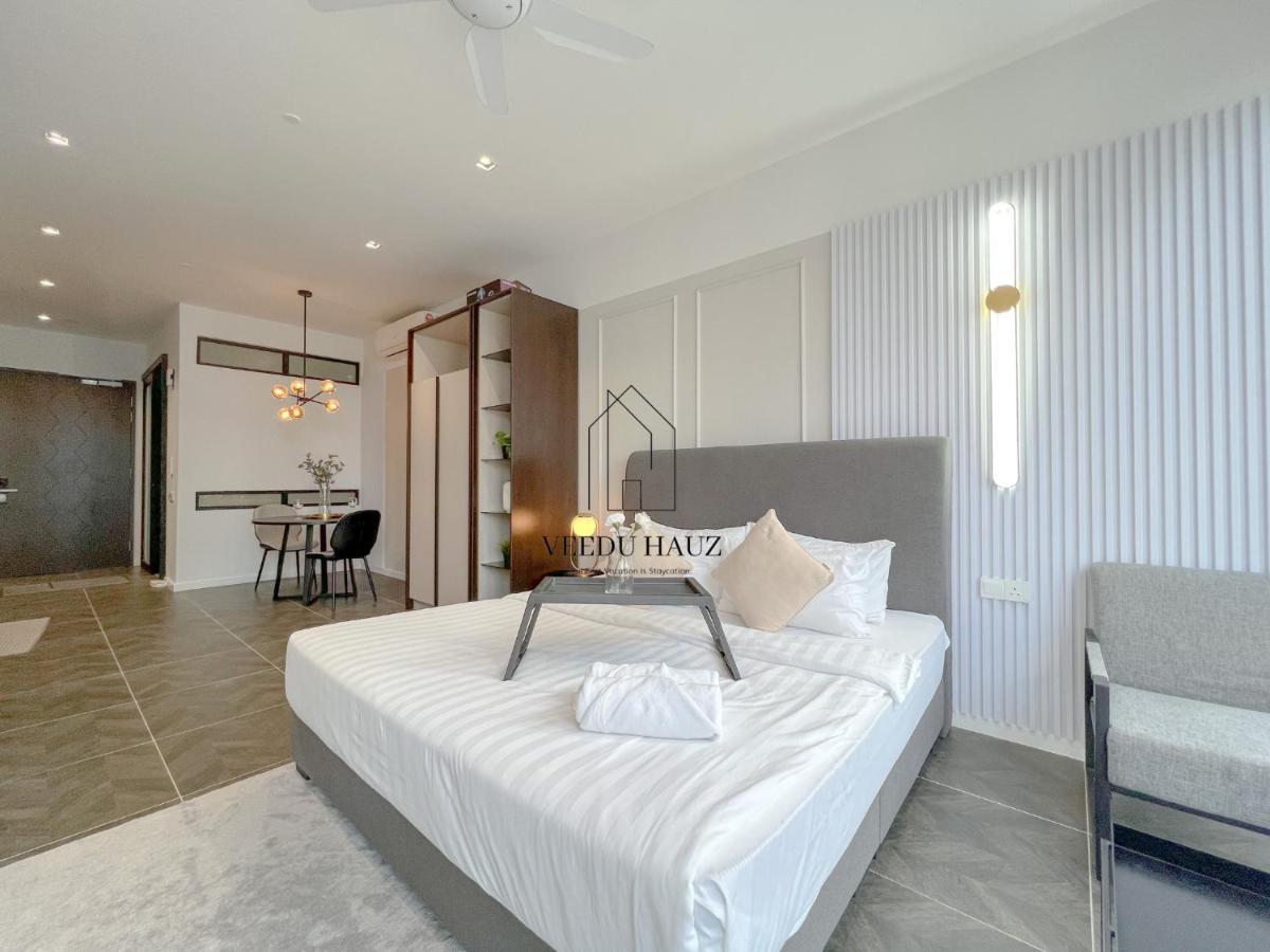Scarletz Suites At Klcc By Veedu Hauz Куала Лумпур Екстериор снимка