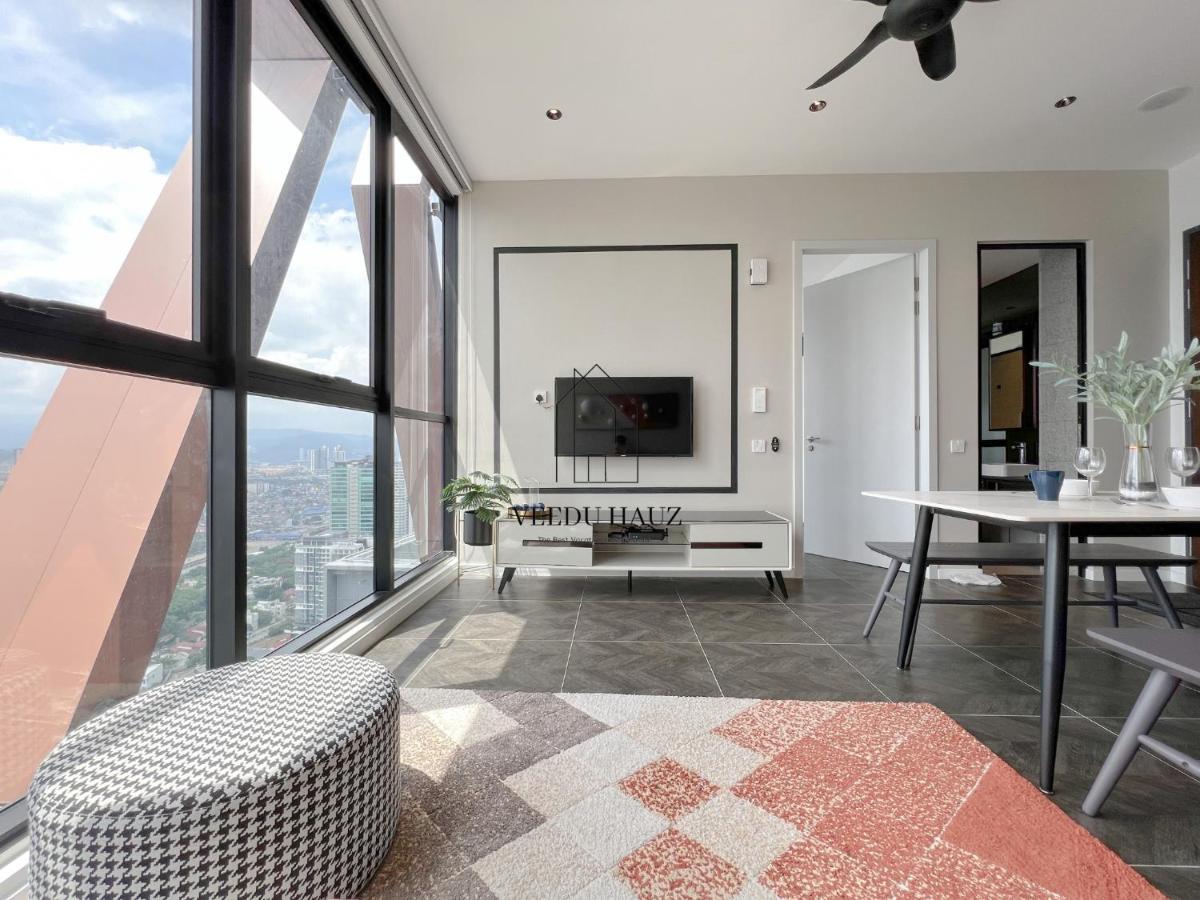 Scarletz Suites At Klcc By Veedu Hauz Куала Лумпур Екстериор снимка