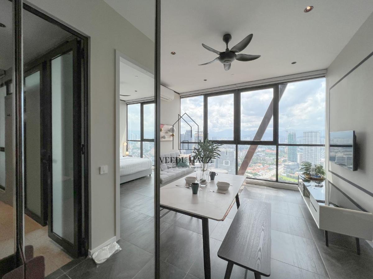 Scarletz Suites At Klcc By Veedu Hauz Куала Лумпур Екстериор снимка