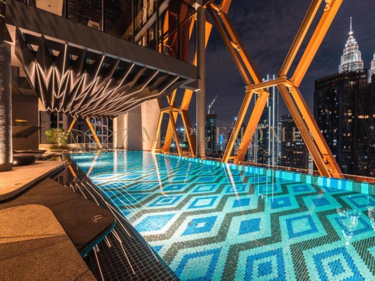 Scarletz Suites At Klcc By Veedu Hauz Куала Лумпур Екстериор снимка